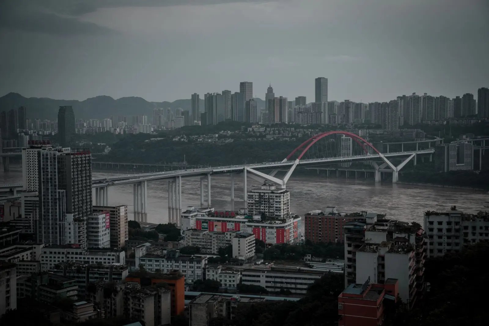 活动执行中的市场推广策略：从策划到落地的全流程管控要点